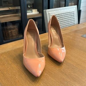 BANANA REPUBLIC heels